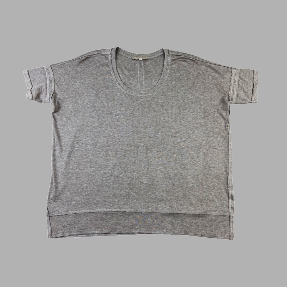 Relaxed Scoop-Neck Short Sleeve Tee - Gray